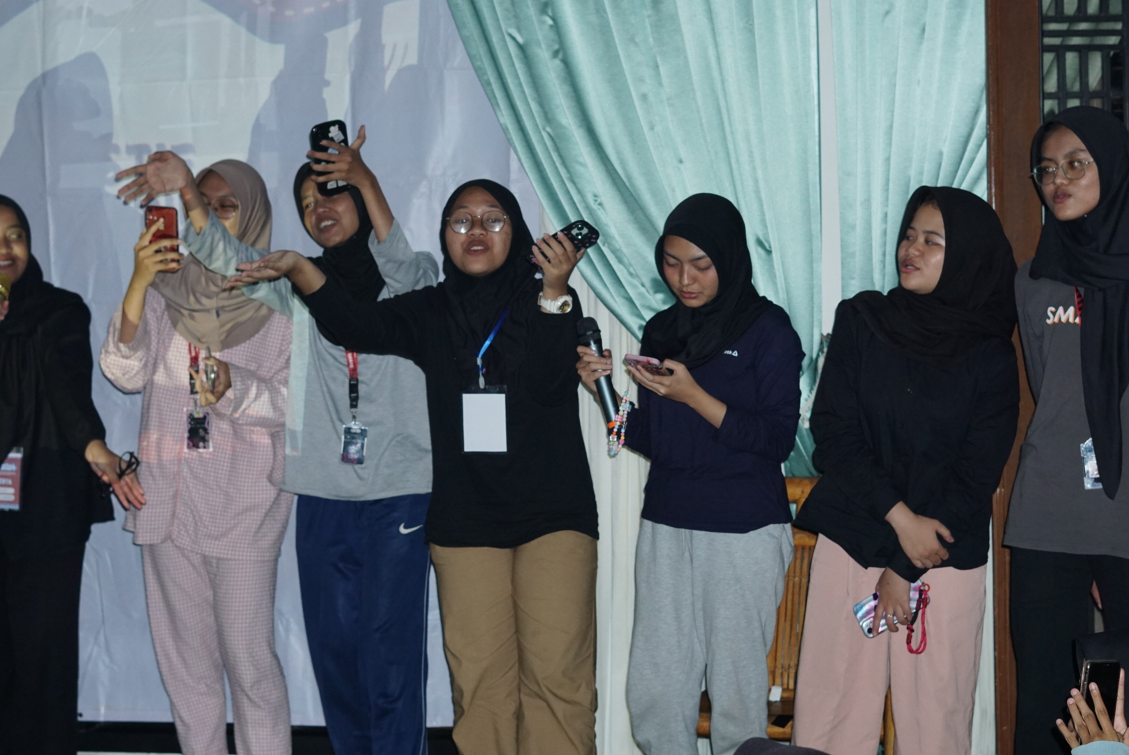 Jamming night and perform